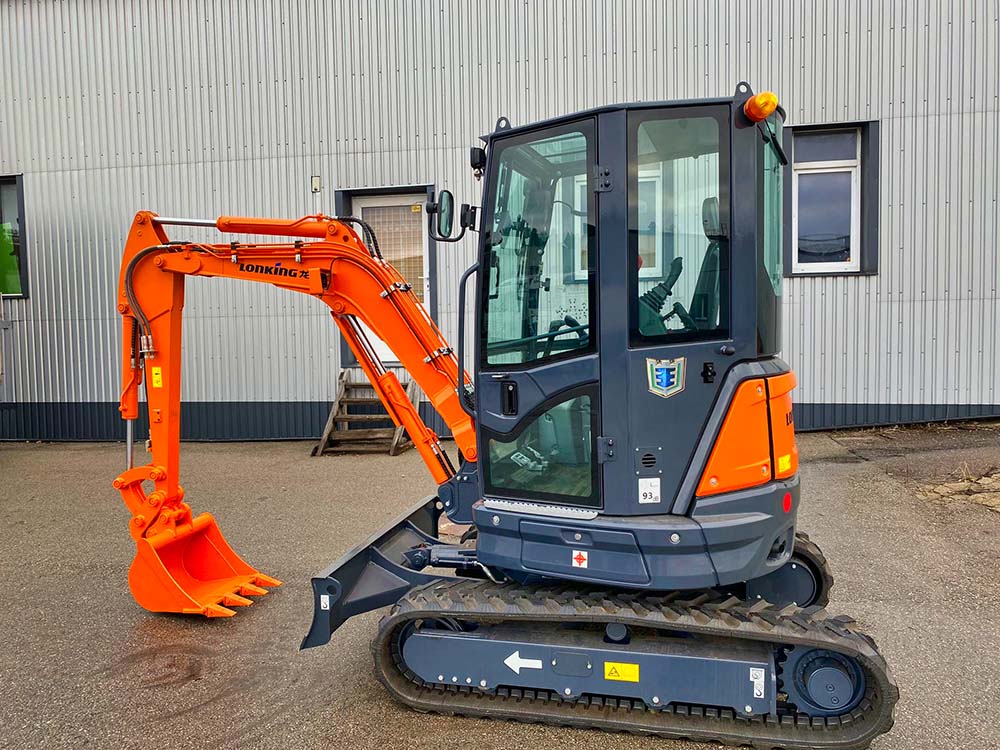 CDM6025 HÜDRAULILINE EKSKAVAATOR 4